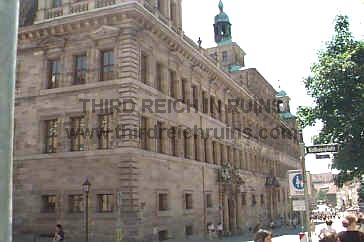 Rathaus2now.jpg (174322 bytes)